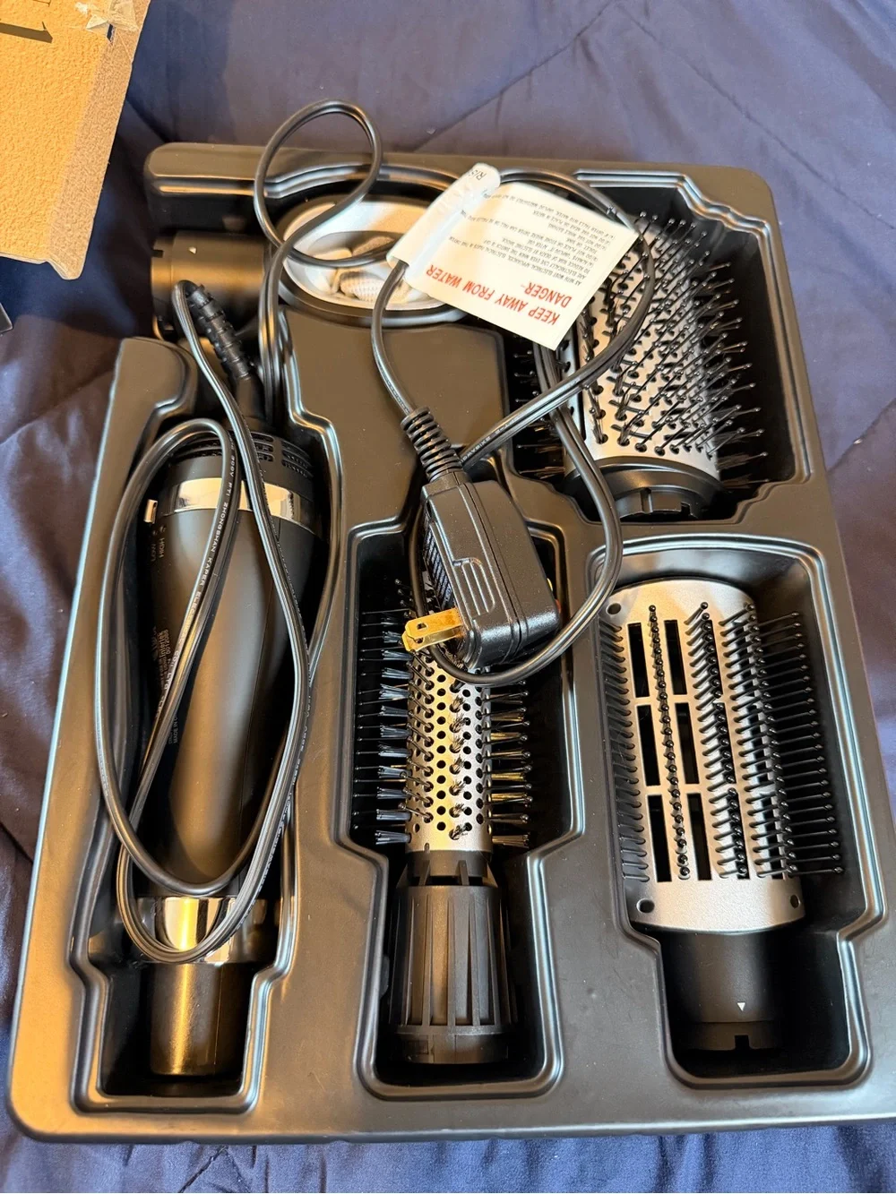4-in-1 Hot Air Brush Hair Styler - Gold